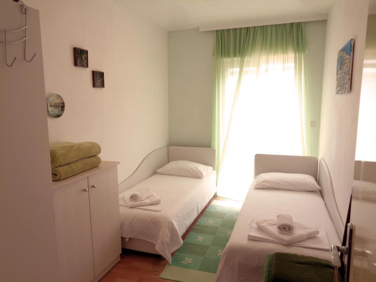 Katja Beach Apartment Račišće Dış mekan fotoğraf