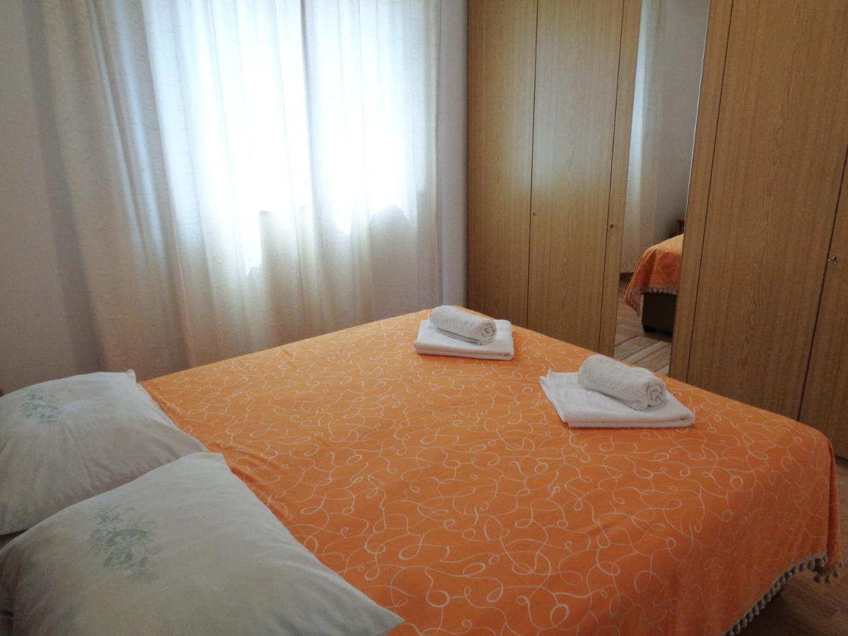 Katja Beach Apartment Račišće Dış mekan fotoğraf