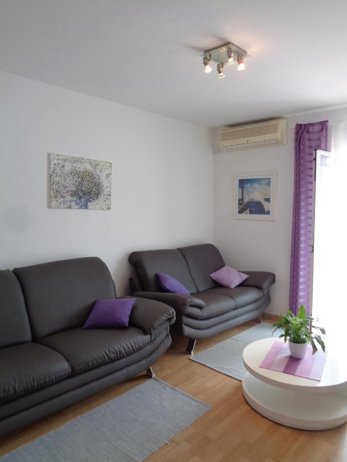 Katja Beach Apartment Račišće Dış mekan fotoğraf